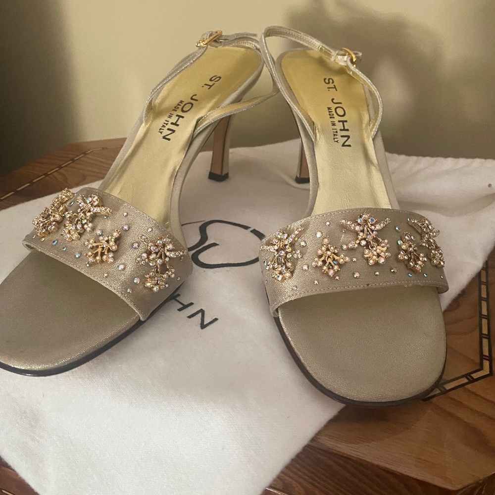 St John Evening Sadals